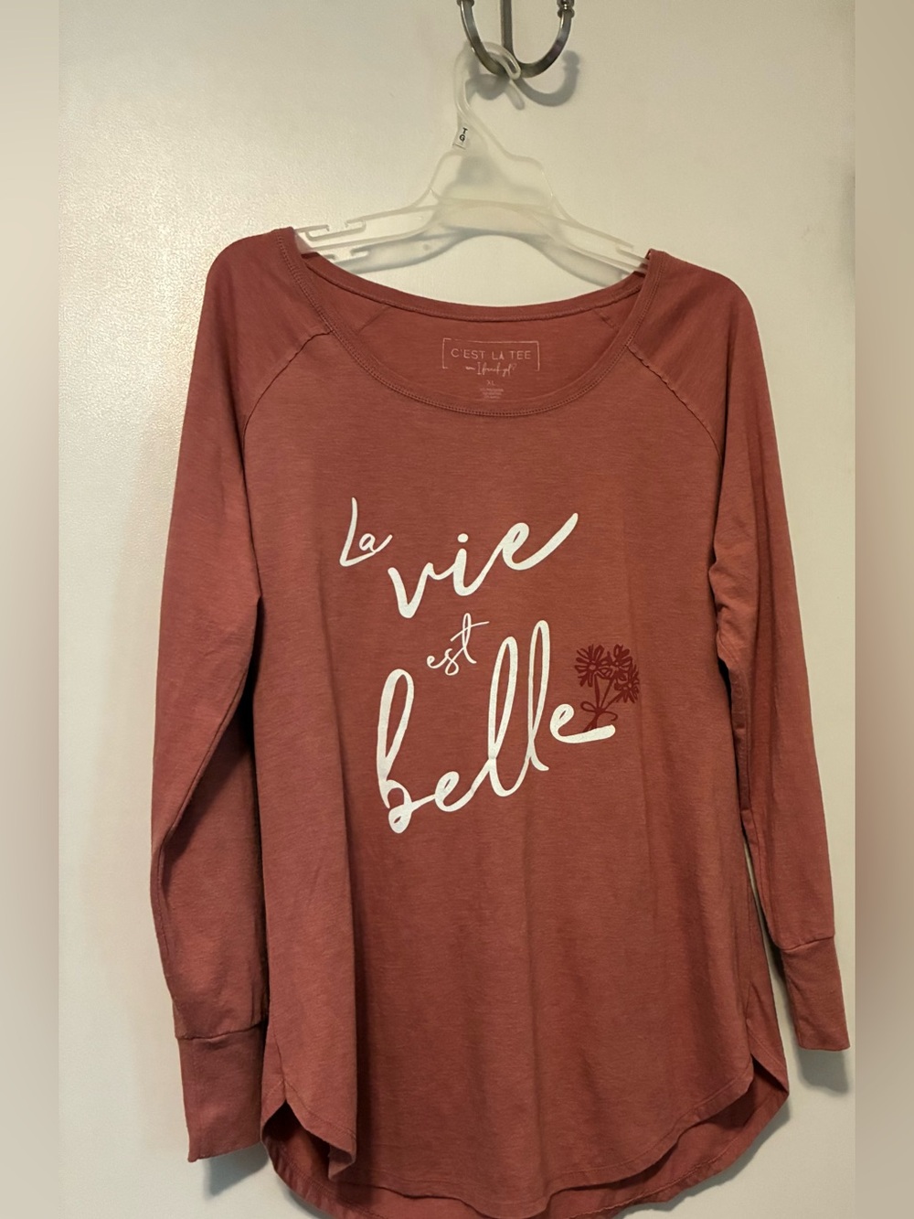 La Vie Est Belle Scoop Neck Long Sleeve Tee - Dusty Rose